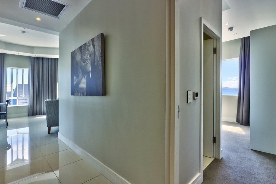 2 Bedroom Property for Sale in Sea Point Western Cape